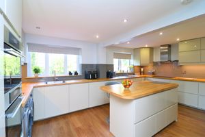 Photo 17- click for photo gallery